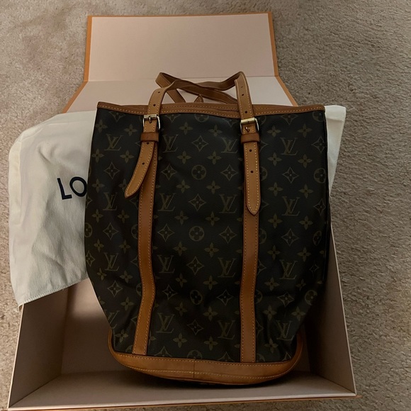 Handbags - Louis Vuitton Bucket Bag